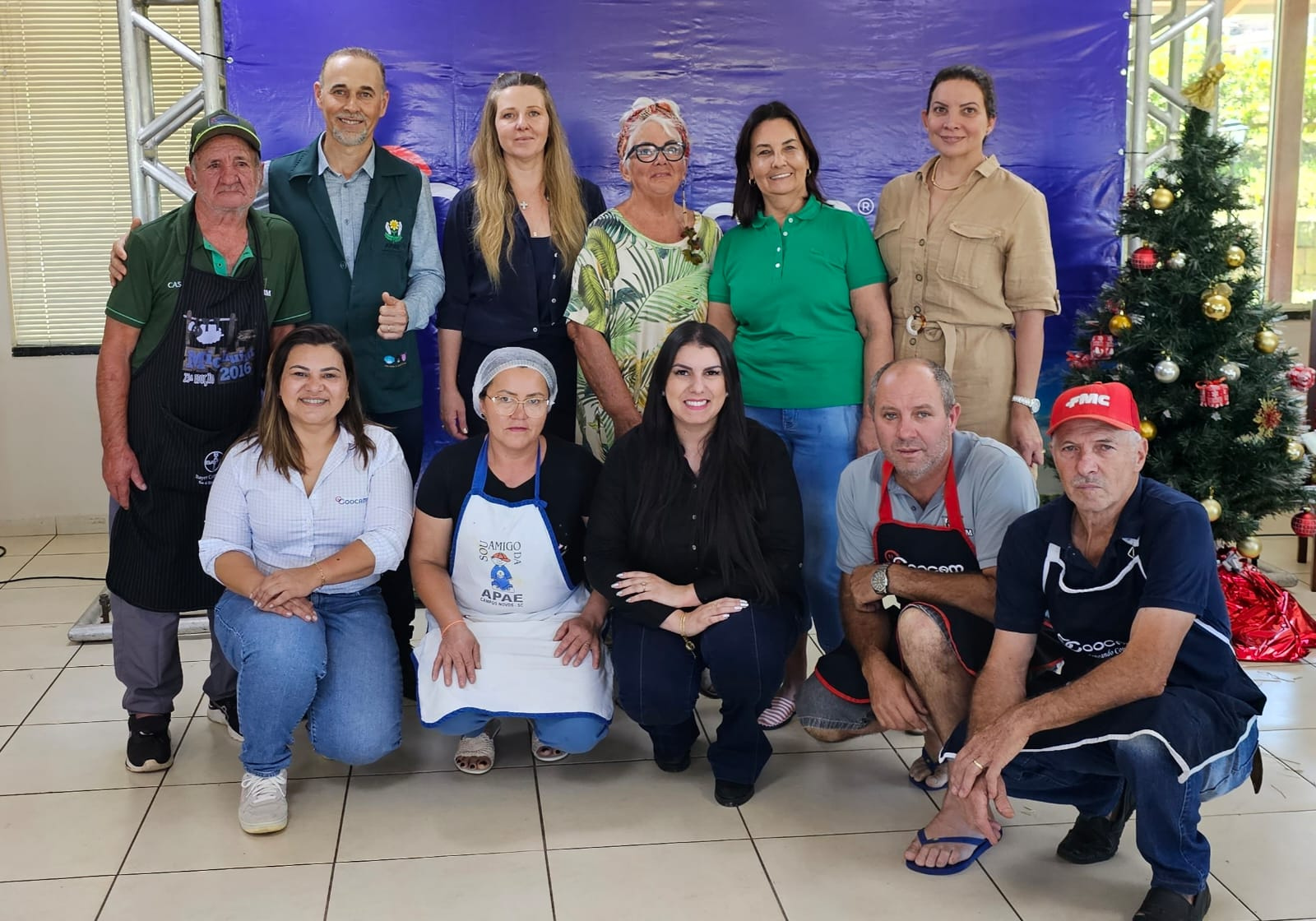 Alunos da Apae Campos Novos participam da Festa de Natal