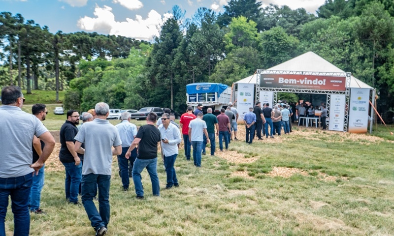 Michuim 2025 marca com discursos sobre crise no agro